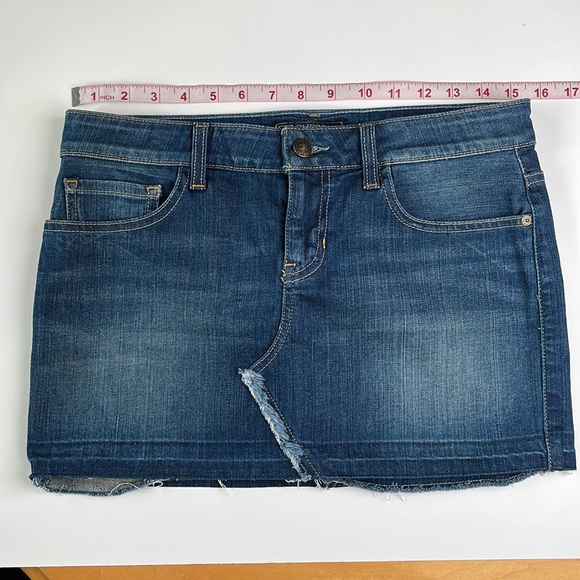 Vintage low rise GUESS denim mini skirt - Picture 3 of 5